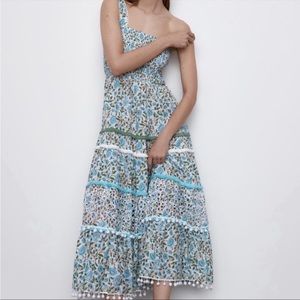 Zara The Kandy Dress Floral print tiered dress XS
